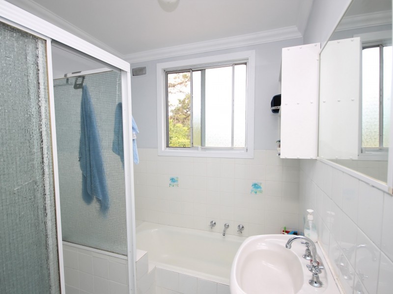 18 Audrey Avenue, Basin View NSW 2540
