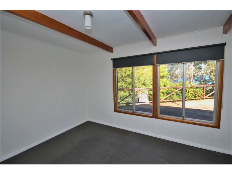 204 Greville Avenue, Sanctuary Point NSW 2540