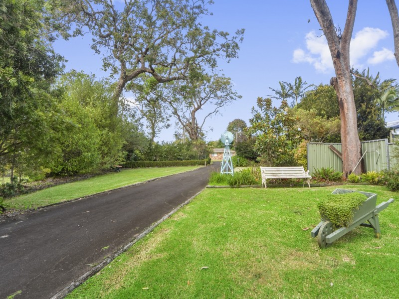 233 Walmer Avenue, Sanctuary Point NSW 2540