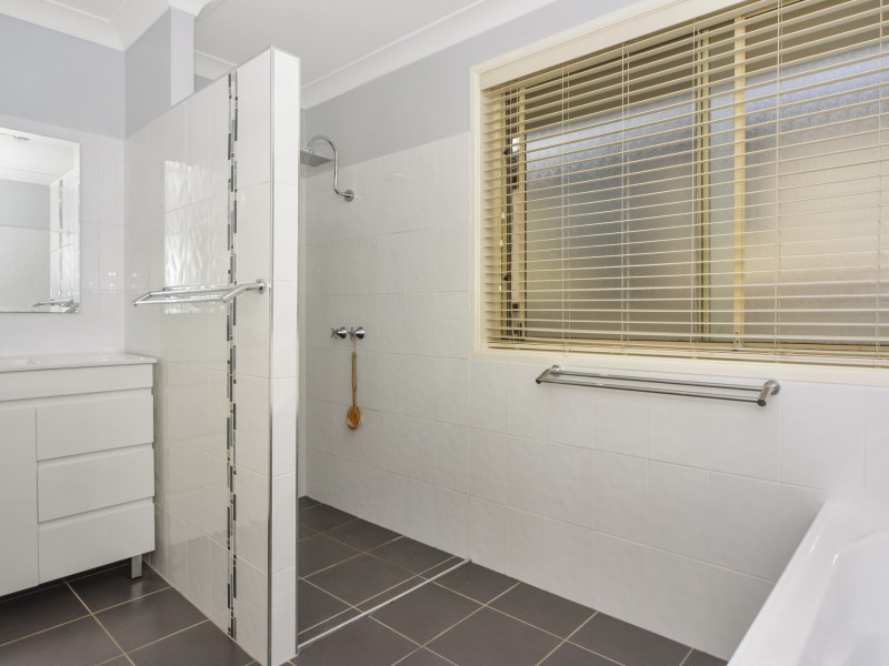 30 Forrester Court, Sanctuary Point NSW 2540