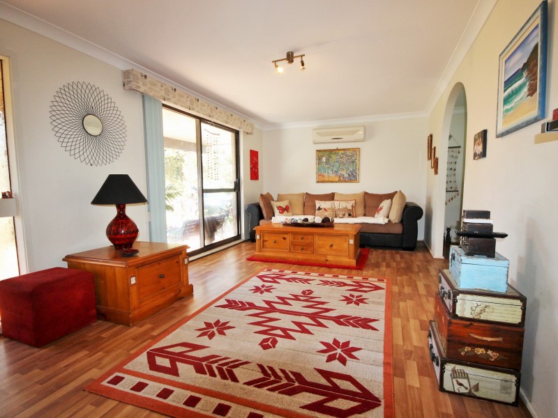24 First Avenue, Erowal Bay NSW 2540
