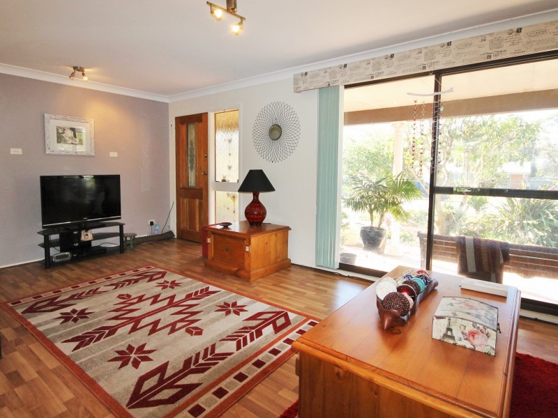 24 First Avenue, Erowal Bay NSW 2540