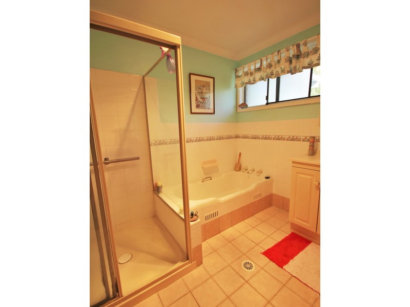 24 First Avenue, Erowal Bay NSW 2540