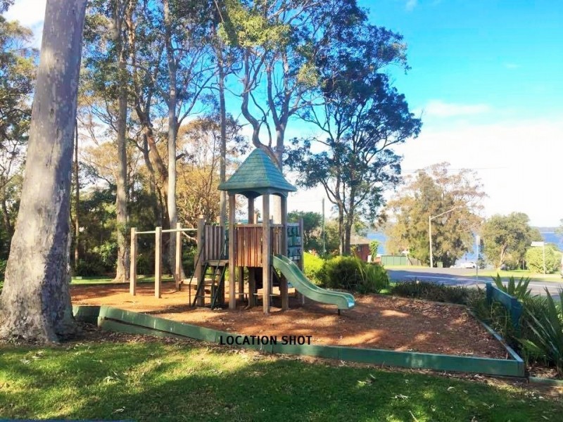 24 First Avenue, Erowal Bay NSW 2540