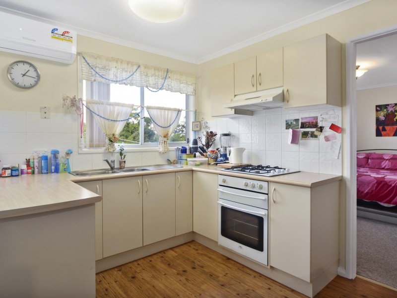 64 & 64A Birriley Street, Bomaderry NSW 2541