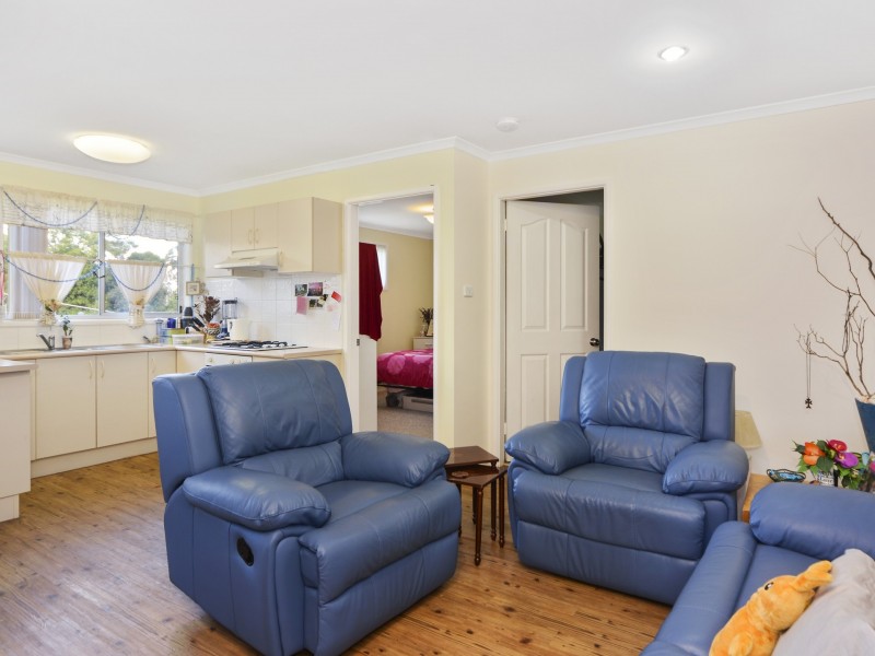 64 & 64A Birriley Street, Bomaderry NSW 2541