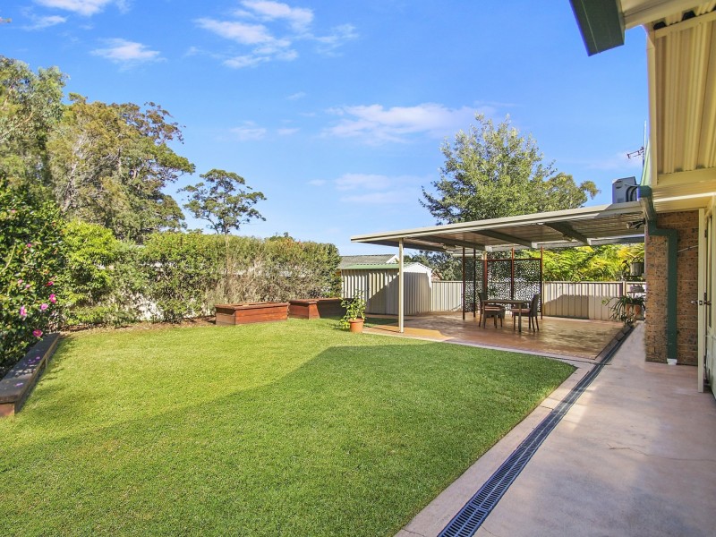 22 Claylands Drive, St Georges Basin NSW 2540
