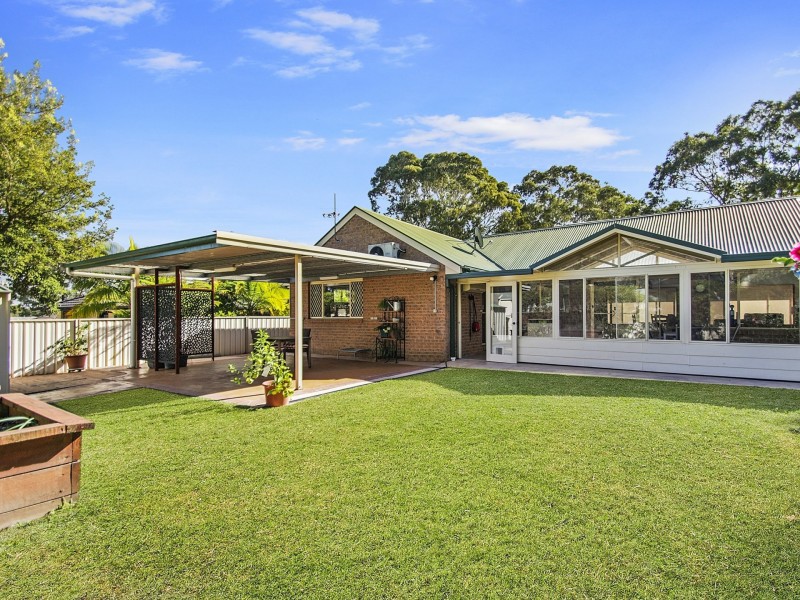 22 Claylands Drive, St Georges Basin NSW 2540