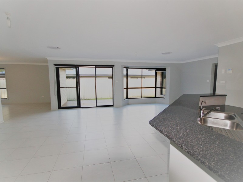 53 Vost Drive, Sanctuary Point NSW 2540