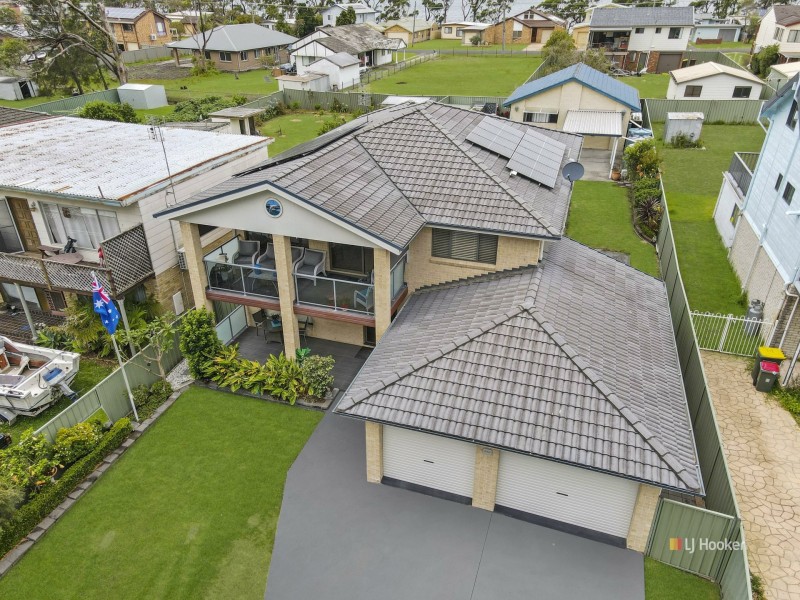 242 Walmer Avenue, Sanctuary Point NSW 2540