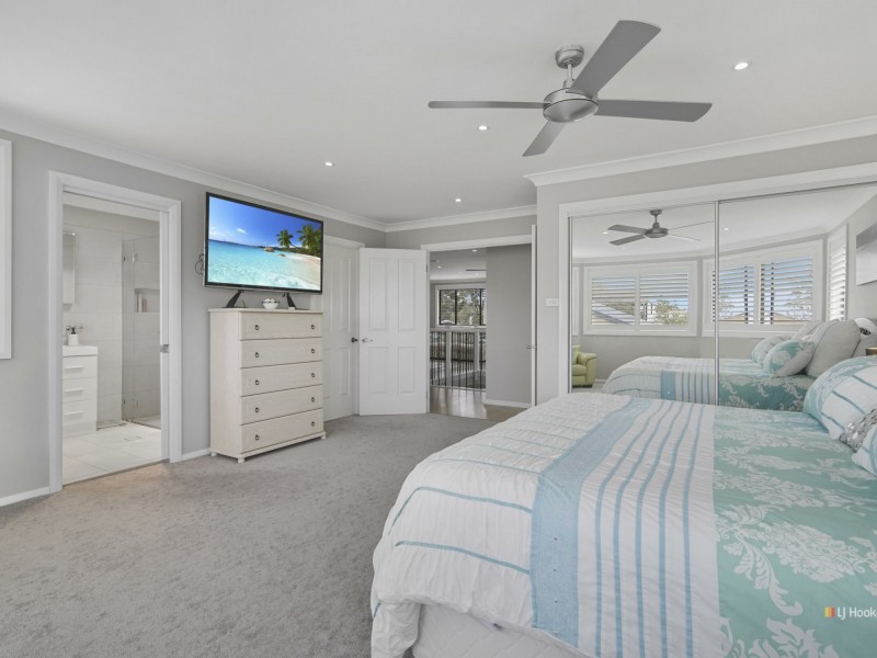 242 Walmer Avenue, Sanctuary Point NSW 2540