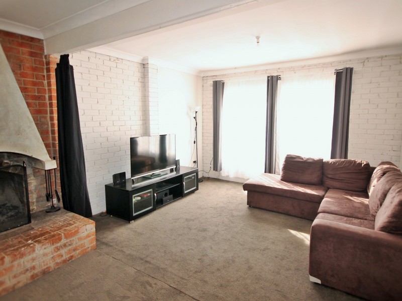 8 Gibson Crescent, Sanctuary Point NSW 2540