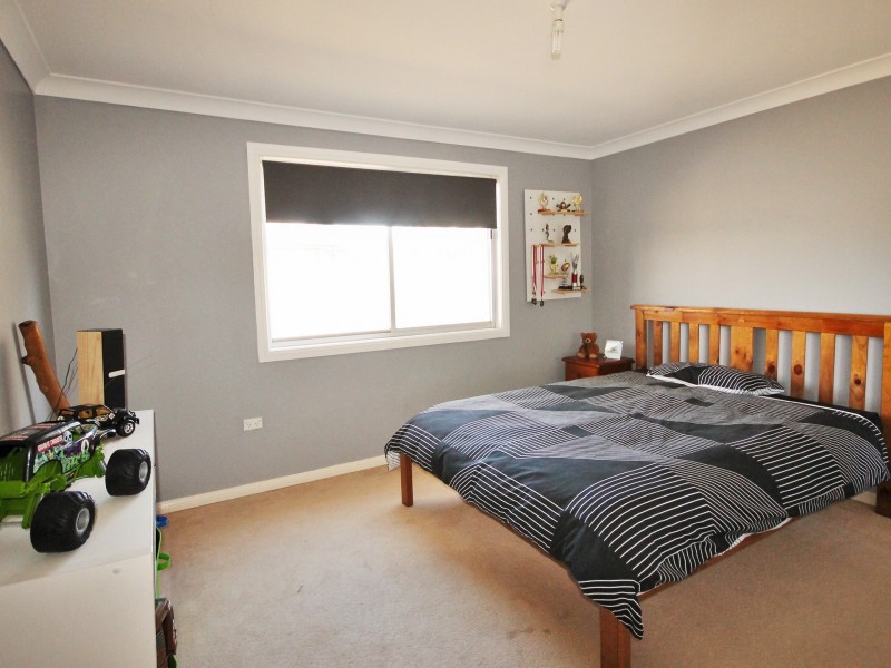 8 Gibson Crescent, Sanctuary Point NSW 2540