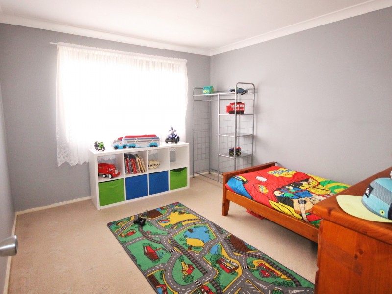 8 Gibson Crescent, Sanctuary Point NSW 2540