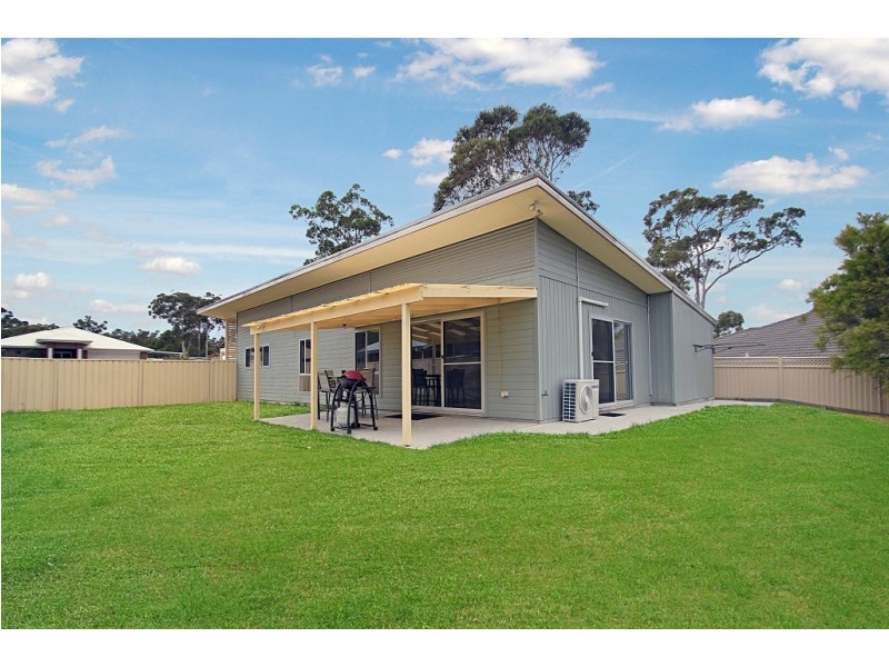 15 Paino Crescent, Sanctuary Point NSW 2540