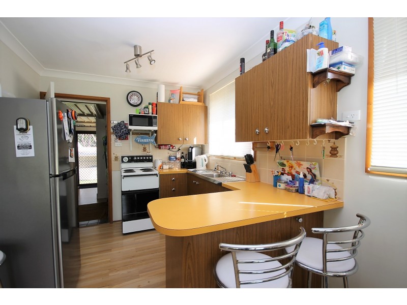 3 Graham Avenue, St Georges Basin NSW 2540