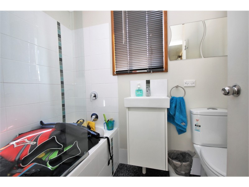 3 Graham Avenue, St Georges Basin NSW 2540