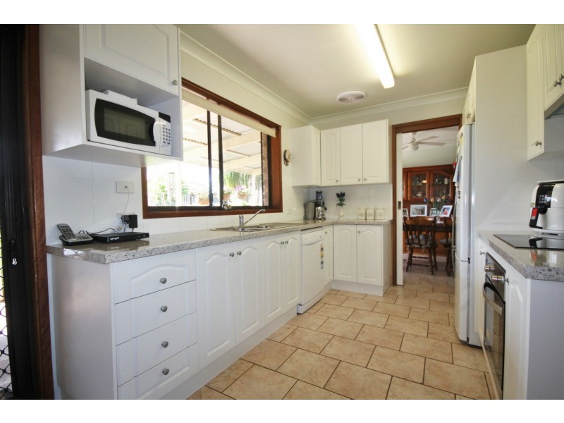 1 Truscott Avenue, Sanctuary Point NSW 2540