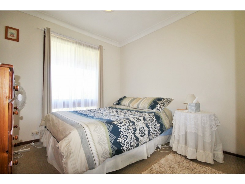 1 Truscott Avenue, Sanctuary Point NSW 2540