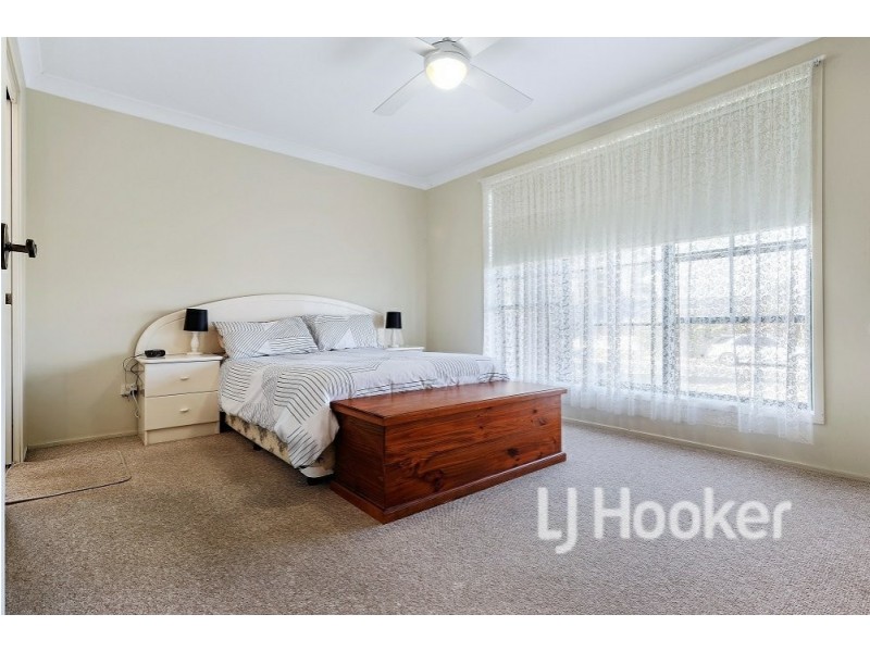 5 Tahnee Street, Sanctuary Point NSW 2540