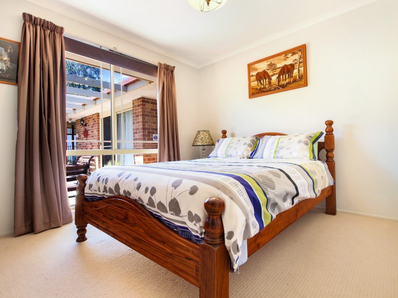 6 Claylands Drive, St Georges Basin NSW 2540