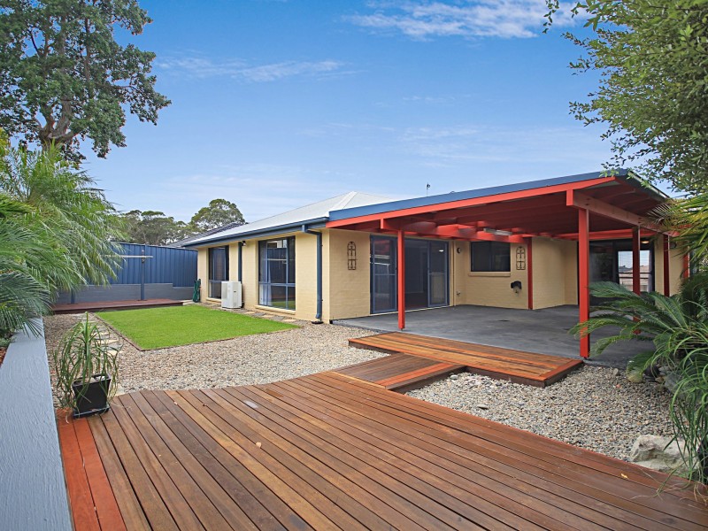 34 Turvey Crescent, St Georges Basin NSW 2540