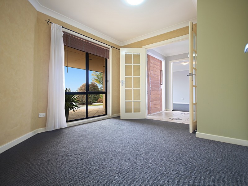34 Turvey Crescent, St Georges Basin NSW 2540