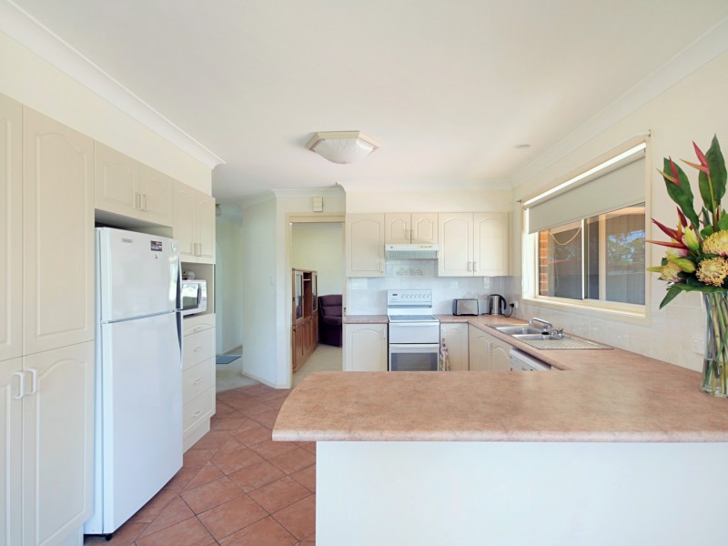 26 Karne Street, Sanctuary Point NSW 2540