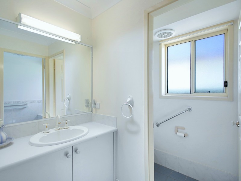 26 Karne Street, Sanctuary Point NSW 2540