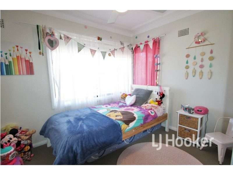 27 Roulstone Crescent, Sanctuary Point NSW 2540