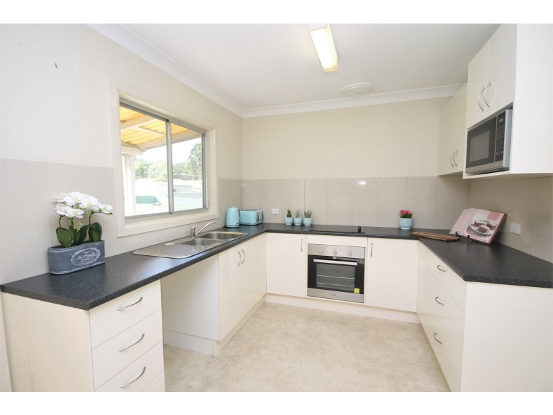 60 St Georges Road, St Georges Basin NSW 2540