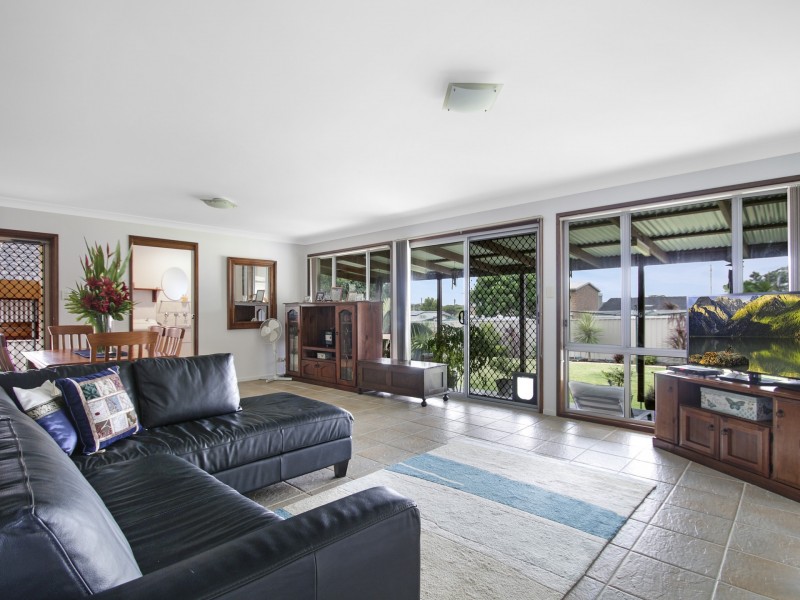 10 Kingsford Smith Crescent, Sanctuary Point NSW 2540