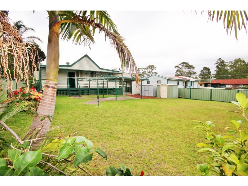 8 Boronia Avenue, Sanctuary Point NSW 2540