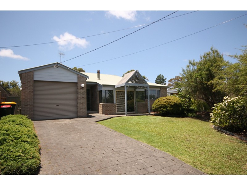 8 Albion Street, Sanctuary Point NSW 2540