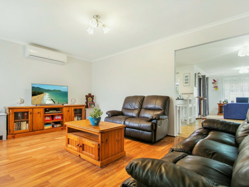 2 Moroney Avenue, St Georges Basin NSW 2540