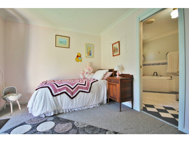 39 Edmund Street, Sanctuary Point NSW 2540