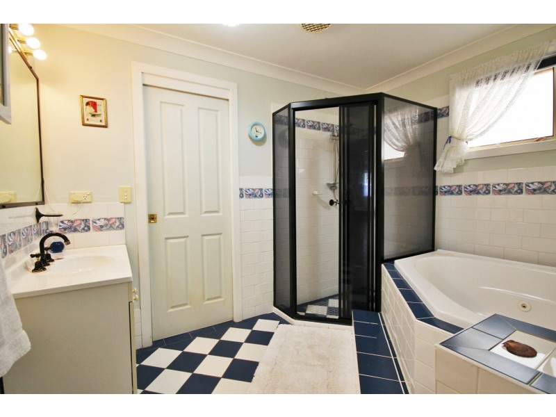 39 Edmund Street, Sanctuary Point NSW 2540