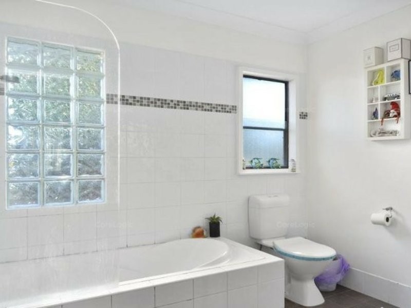 3 Quiberon Street, Nowra NSW 2541