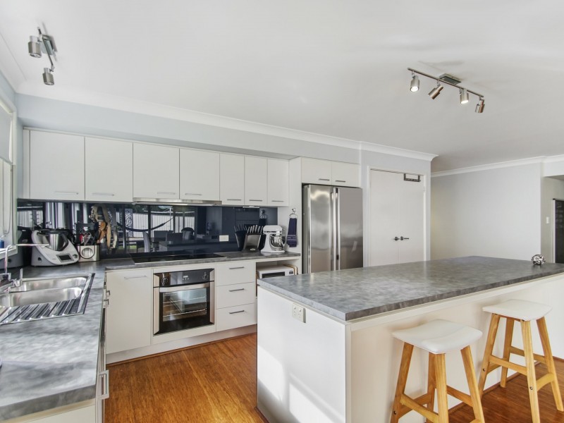 10 Carver Court, St Georges Basin NSW 2540