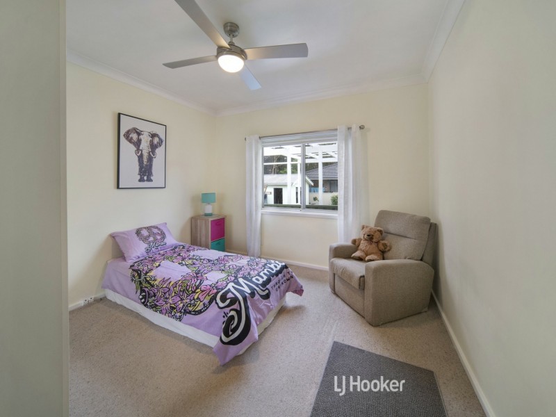 111 Waratah Crescent, Sanctuary Point NSW 2540