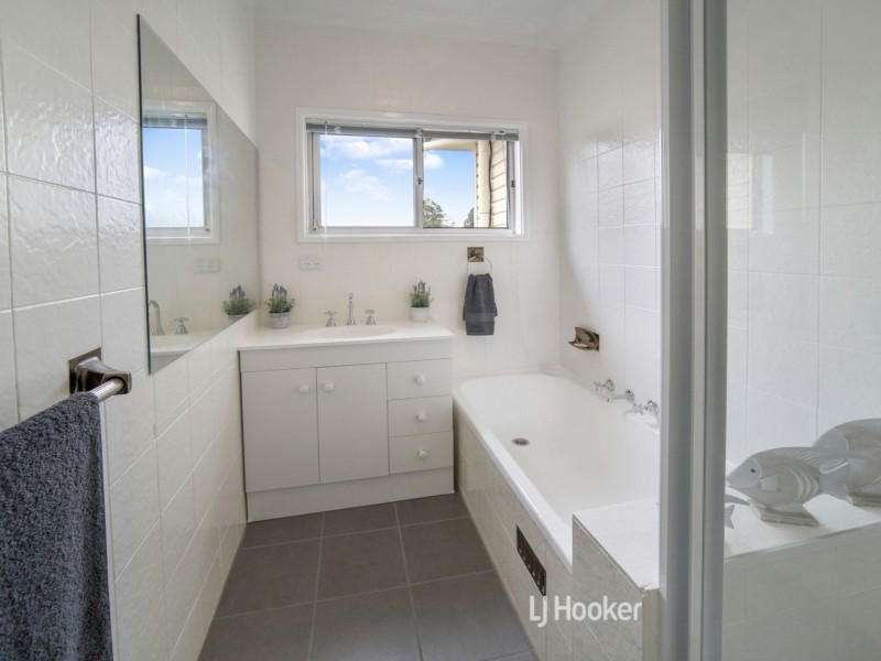 111 Waratah Crescent, Sanctuary Point NSW 2540