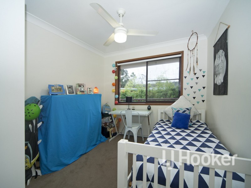 8 Deane Street, St Georges Basin NSW 2540