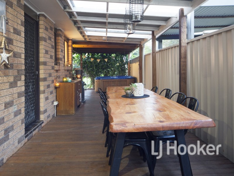 8 Deane Street, St Georges Basin NSW 2540