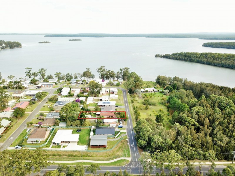 8 Deane Street, St Georges Basin NSW 2540