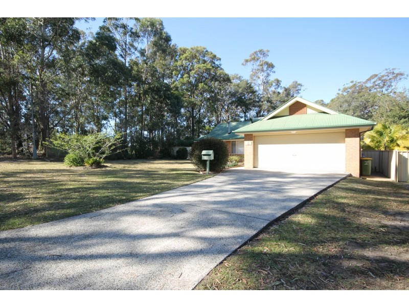 22 Claylands Drive, St Georges Basin NSW 2540