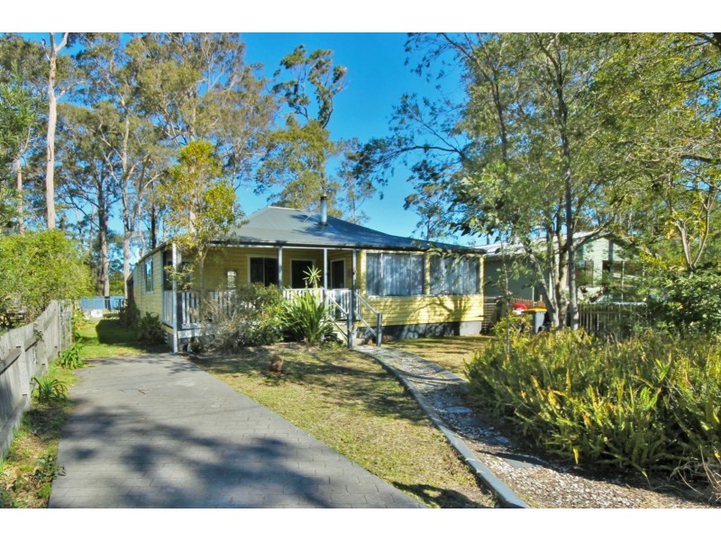 29 Mountain St, Sanctuary Point NSW 2540