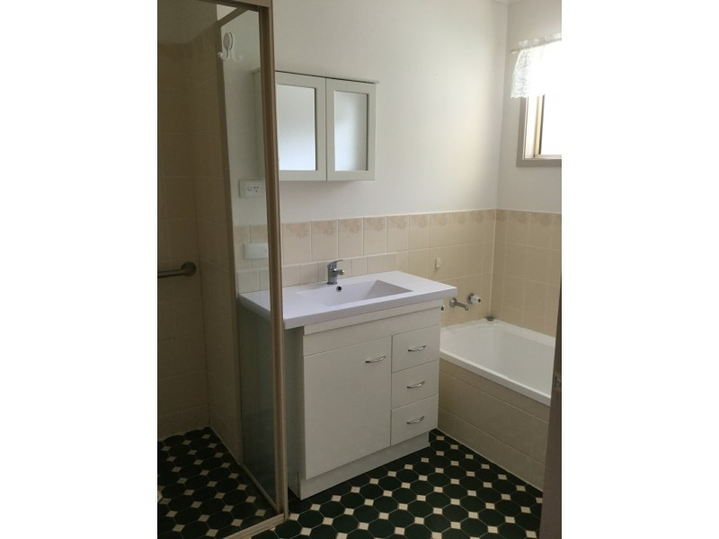 25 ROULSTONE CR, Sanctuary Point NSW 2540