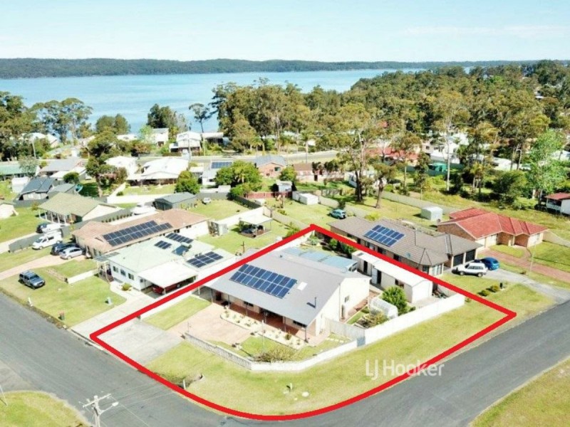 8 Edmund Street, Sanctuary Point NSW 2540