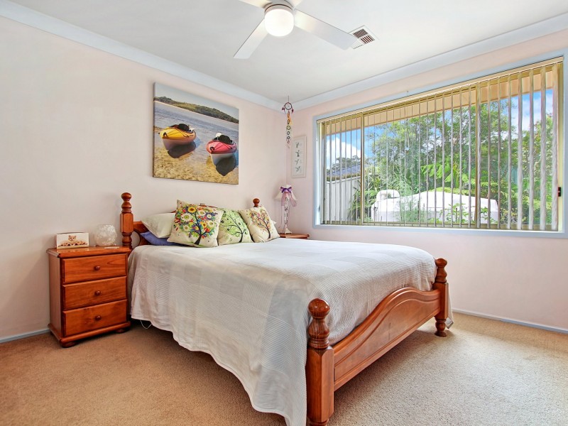6 Capeland Avenue, Sanctuary Point NSW 2540