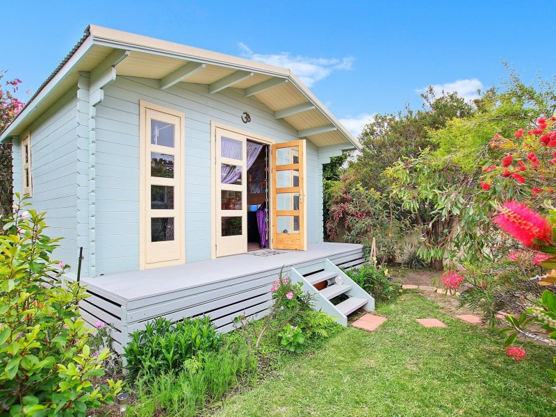 6 Capeland Avenue, Sanctuary Point NSW 2540